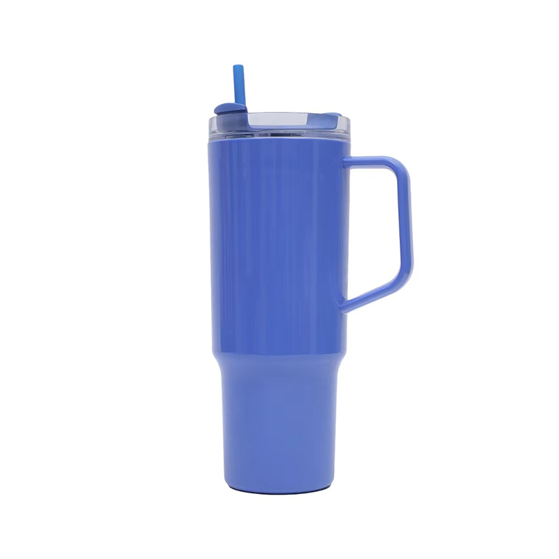 Пластиковая замороженная кружка пластиковой матовой набора