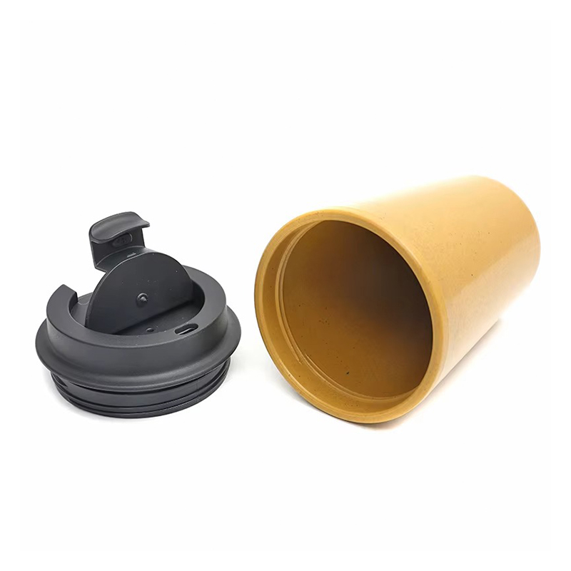 Для вечеринок в сложенном пластиковом тумблере